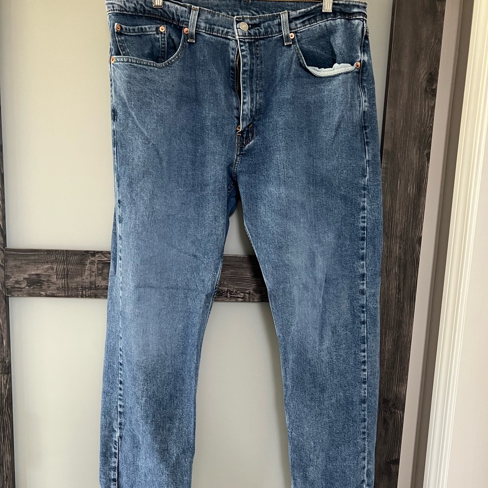 Men’s Levis 505 Straight Fit Jeans Sz  36x30